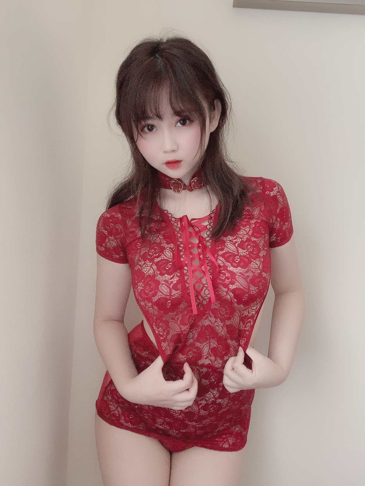 It's yi Jiang. - Red cheongsam(7)